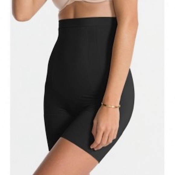 SPANX Other - Spanx Mid Thigh Shaper Support Shorts Medium Black Classic Minimalist Lingerie